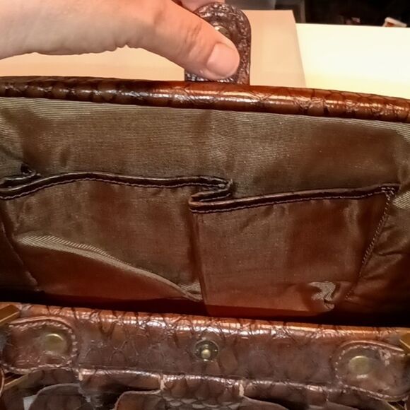 Jessica Simpson Brown Ruffled Alligator Style Crossbody Bag - Picture 10 of 11